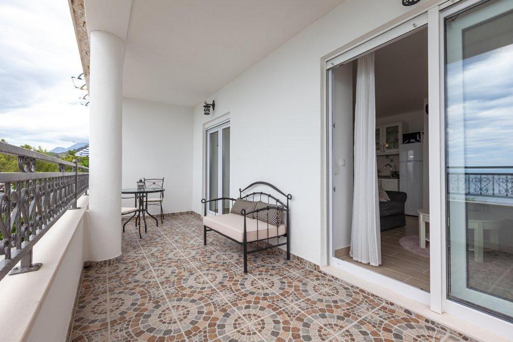 Apartmani Mirona - Tučepi Exterior foto